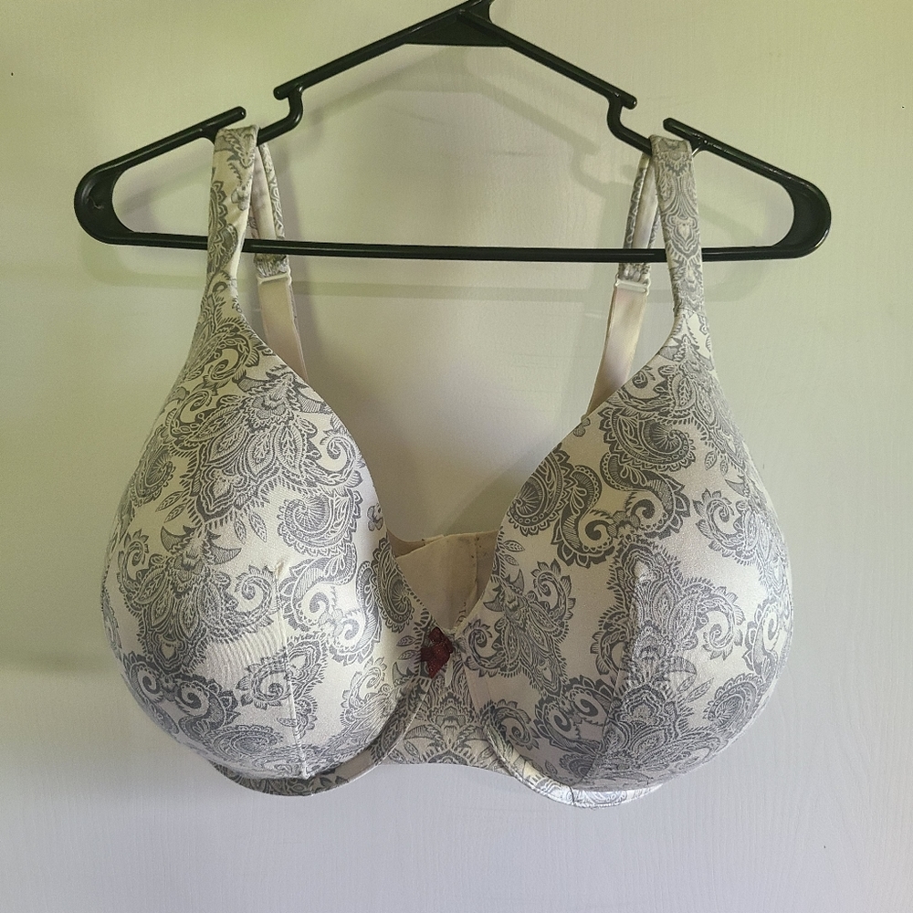 Lane Bryant 42 F bra